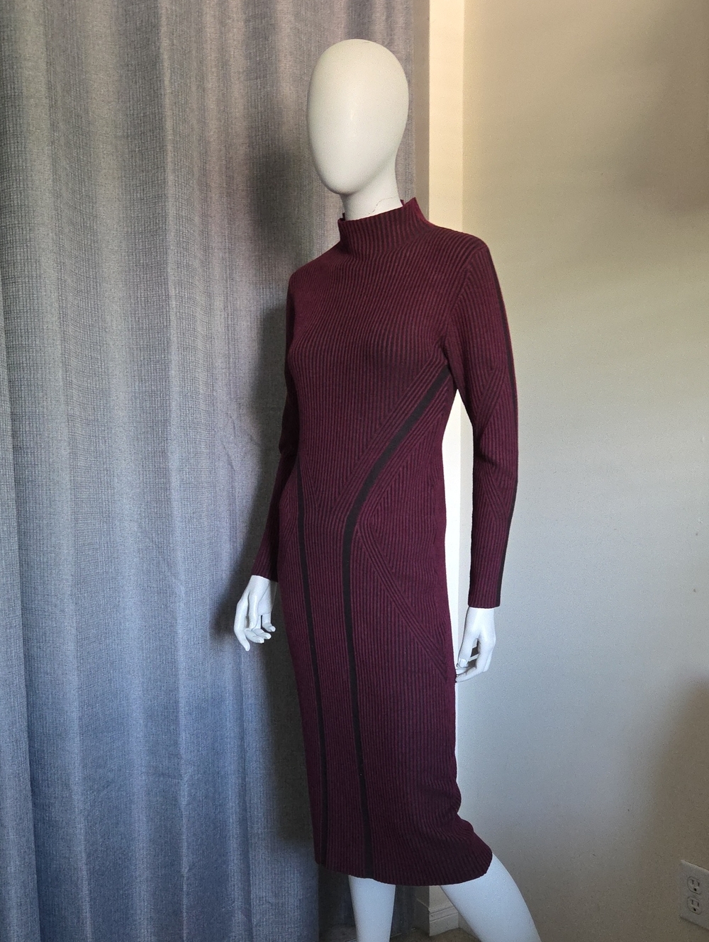 French Connection Simona Ribbed Bodycon Midi Dress in Wine & Black